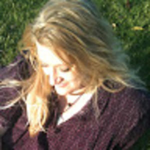 Meet your Posher, Cynthia